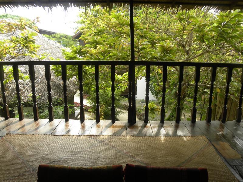 Blue Tribes Garden Beach Resort Koh Lipe Esterno foto